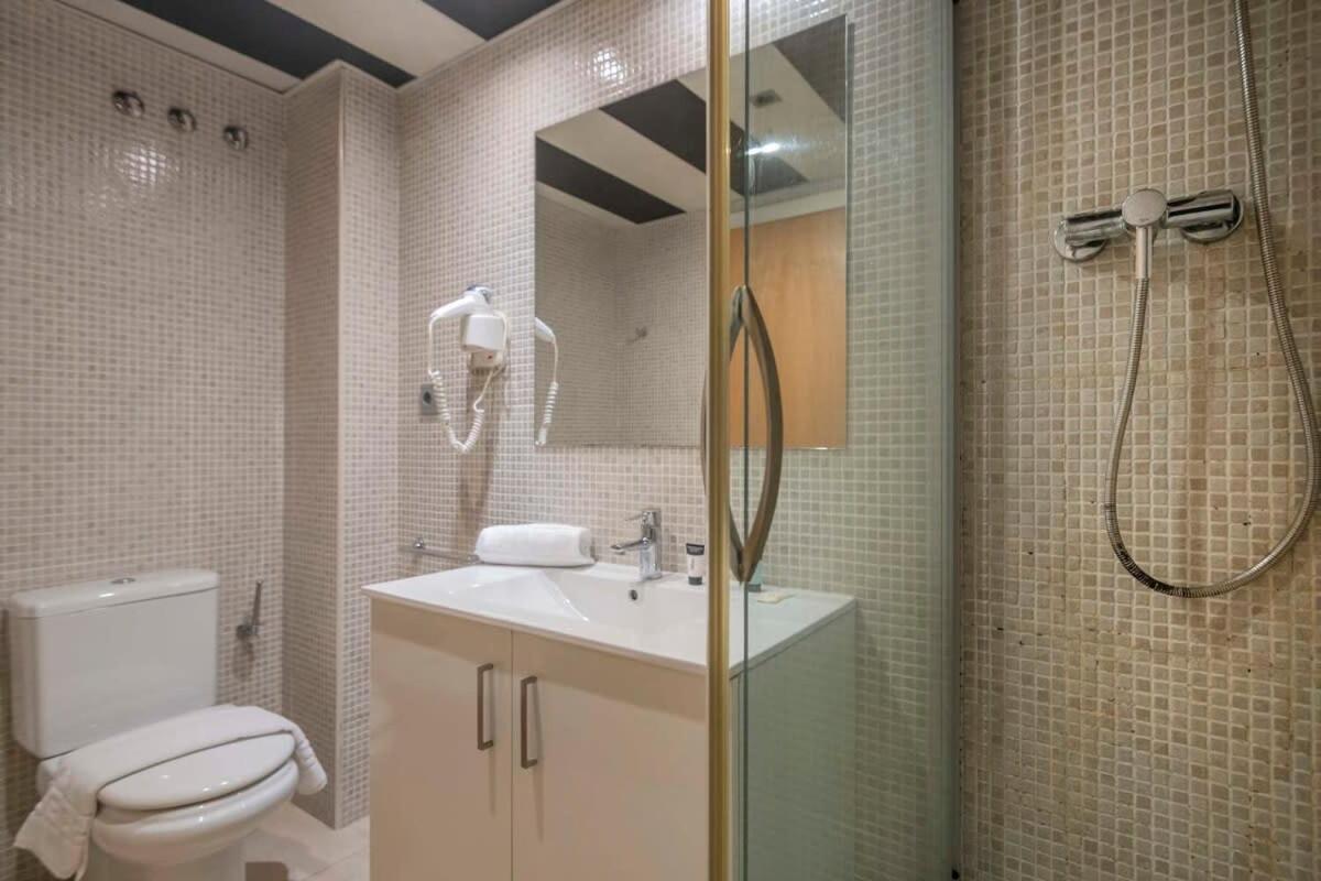 Apartament Modern And Bright In Eixample 5-2 Barcelona