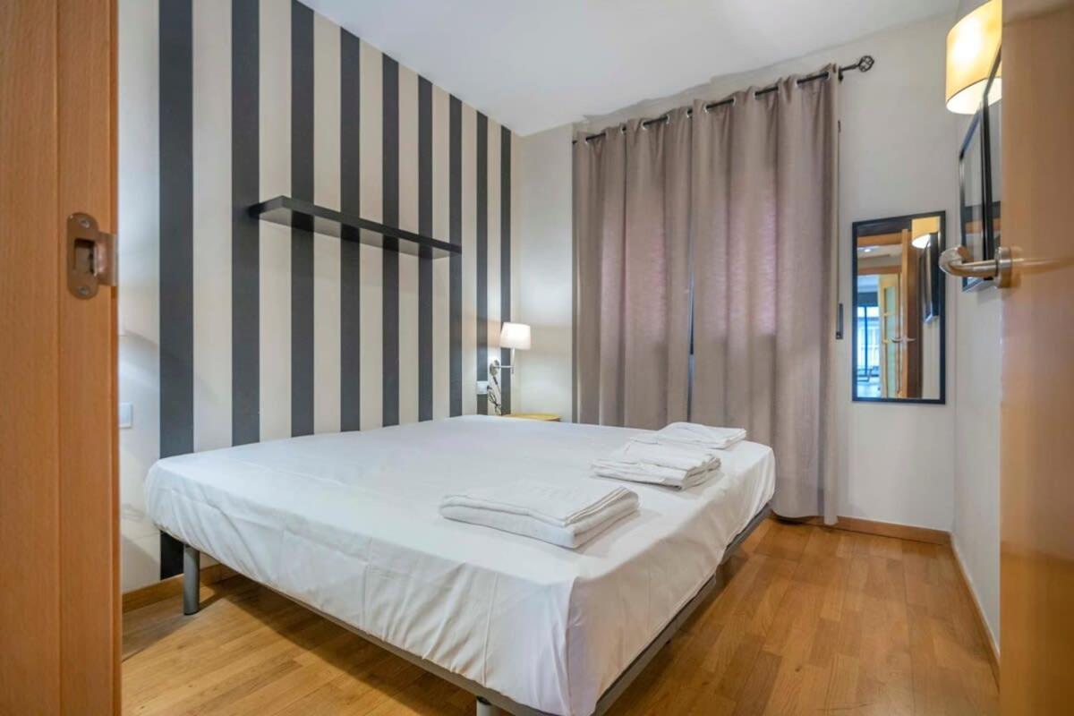 Modern And Bright In Eixample 5-2 Apartament *