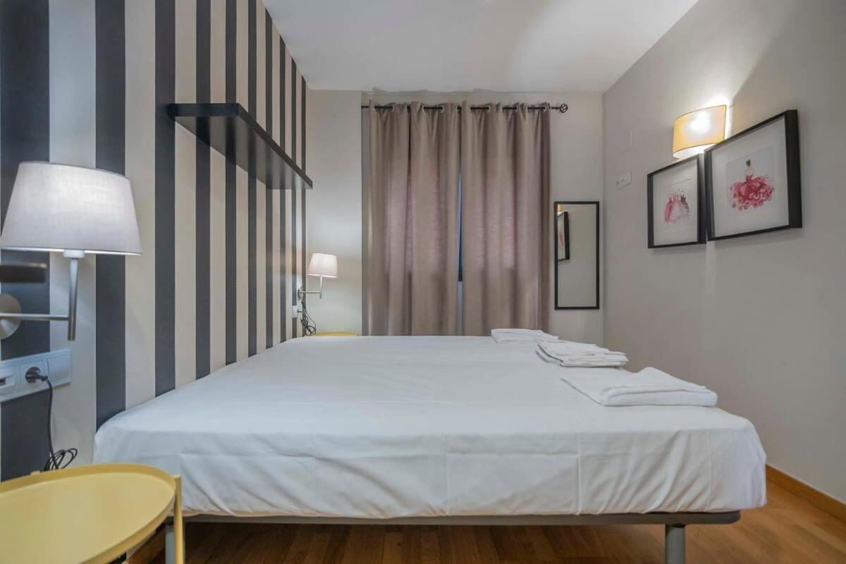 Apartament Modern And Bright In Eixample 5-2 Barcelona